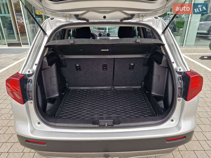 Позашляховик / Кросовер Suzuki Vitara 2021 в Рівному