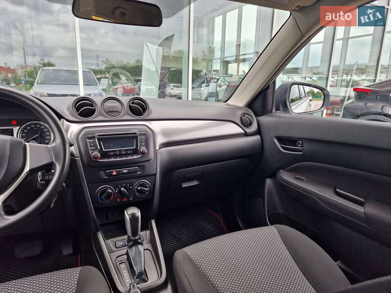 Позашляховик / Кросовер Suzuki Vitara 2021 в Рівному