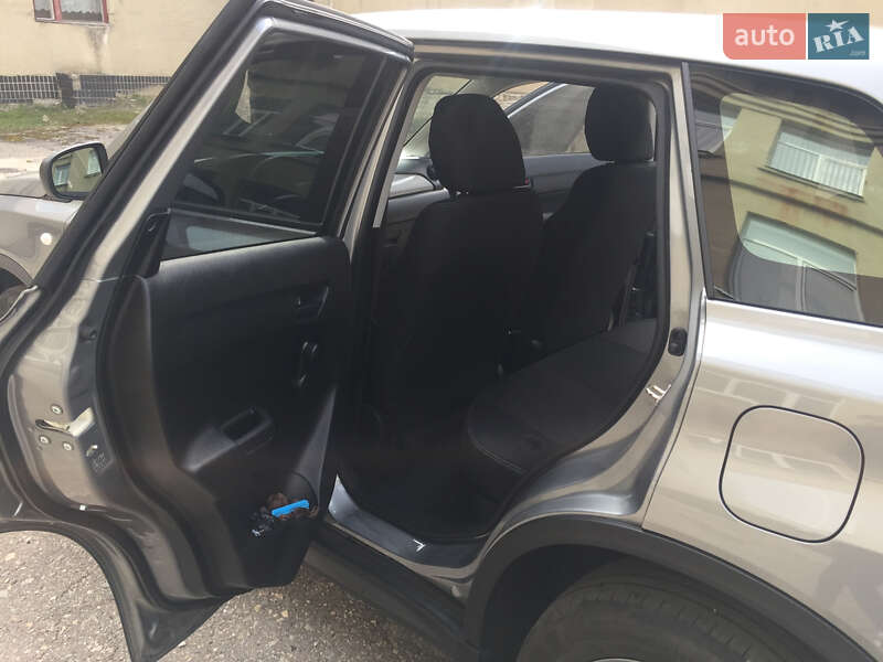 Позашляховик / Кросовер Suzuki Vitara 2017 в Харкові