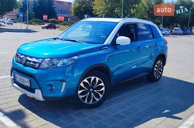 Внедорожник / Кроссовер Suzuki Vitara 2016 в Черкассах