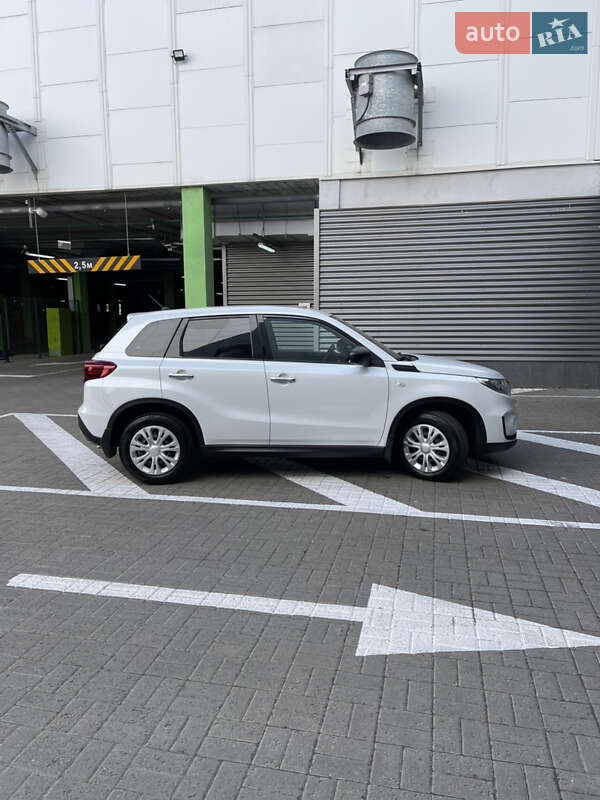 Позашляховик / Кросовер Suzuki Vitara 2020 в Києві фото 4 Позашляховик / Кросовер Suzuki Vitara 2020 в Києві
