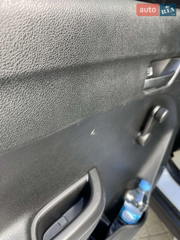 Позашляховик / Кросовер Suzuki Vitara 2020 в Києві фото 18 Позашляховик / Кросовер Suzuki Vitara 2020 в Києві