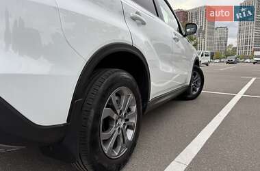 Внедорожник / Кроссовер Suzuki Vitara 2023 в 