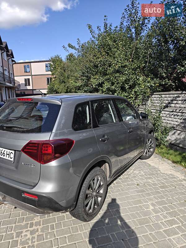 Внедорожник / Кроссовер Suzuki Vitara 2019 в Киеве