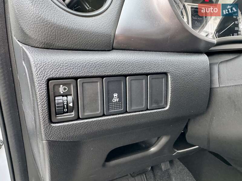Внедорожник / Кроссовер Suzuki Vitara 2023 в Киеве