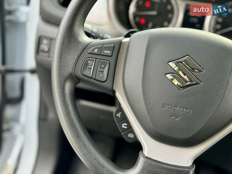 Внедорожник / Кроссовер Suzuki Vitara 2023 в Киеве