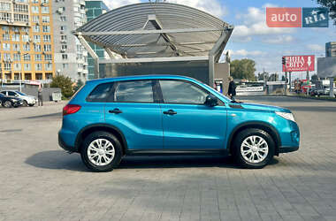 Внедорожник / Кроссовер Suzuki Vitara 2018 в 