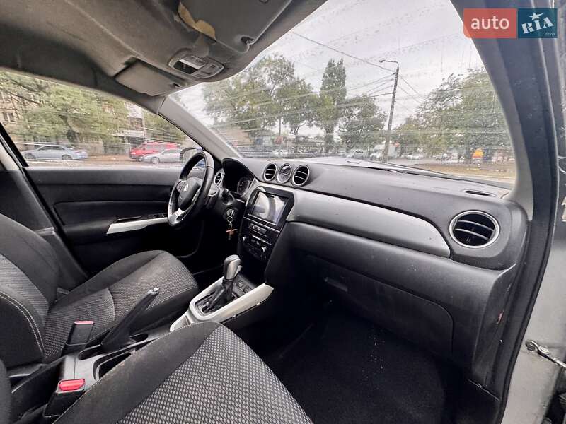 Внедорожник / Кроссовер Suzuki Vitara 2016 в Одессе