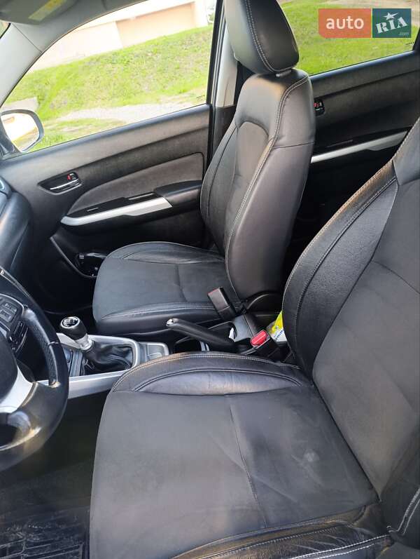 Внедорожник / Кроссовер Suzuki Vitara 2017 в Коломые фото 3 Внедорожник / Кроссовер Suzuki Vitara 2017 в Коломые