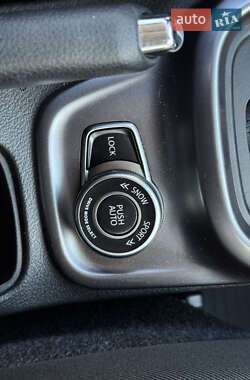 Внедорожник / Кроссовер Suzuki Vitara 2020 в 