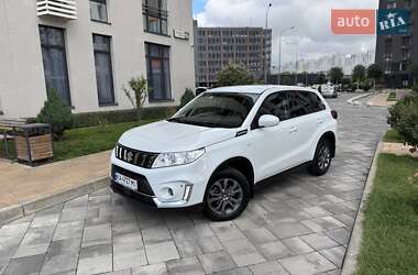 Внедорожник / Кроссовер Suzuki Vitara 2023 в Киеве