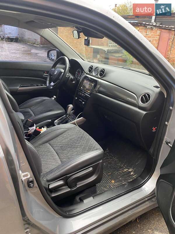 Позашляховик / Кросовер Suzuki Vitara 2019 в Харкові