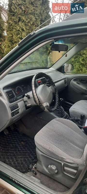 Позашляховик / Кросовер Suzuki Vitara 2002 в Кам'янець-Подільському фото 2 Позашляховик / Кросовер Suzuki Vitara 2002 в Кам'янець-Подільському