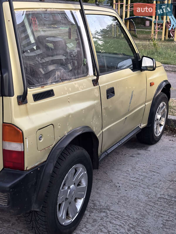 Внедорожник / Кроссовер Suzuki Vitara 2002 в Славутиче