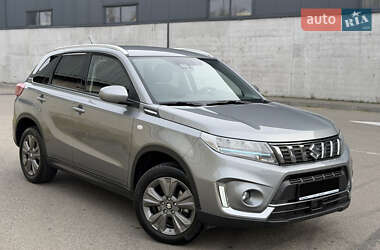 Внедорожник / Кроссовер Suzuki Vitara 2024 в Киеве