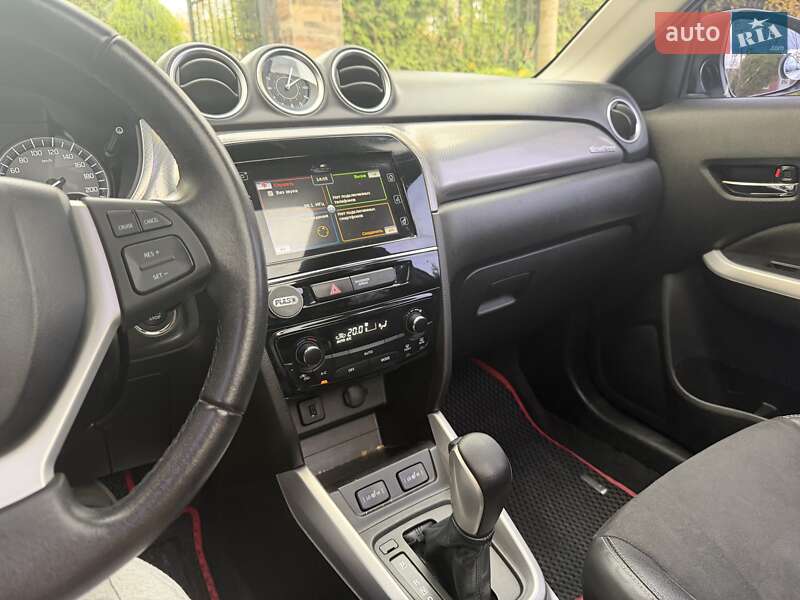 Позашляховик / Кросовер Suzuki Vitara 2018 в Києві