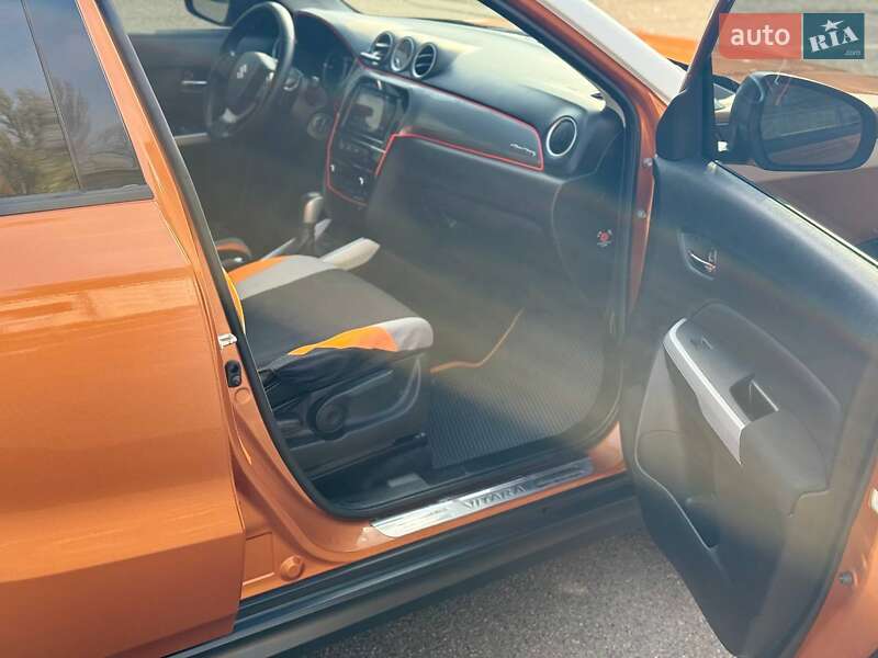 Внедорожник / Кроссовер Suzuki Vitara 2018 в Богуславе