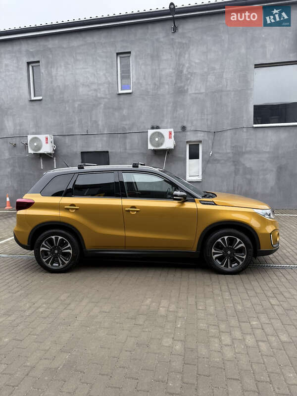 Внедорожник / Кроссовер Suzuki Vitara 2019 в Киеве