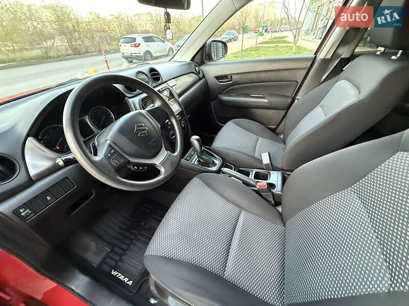 Внедорожник / Кроссовер Suzuki Vitara 2021 в Киеве