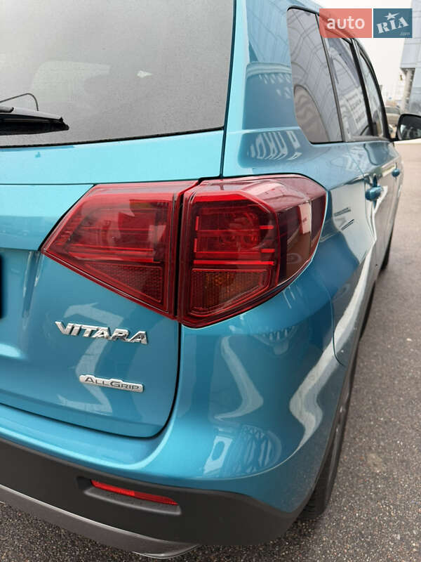 Внедорожник / Кроссовер Suzuki Vitara 2019 в Киеве
