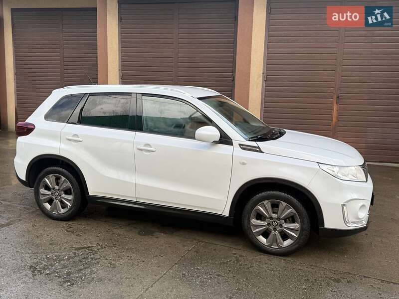 Внедорожник / Кроссовер Suzuki Vitara 2020 в Тячеве