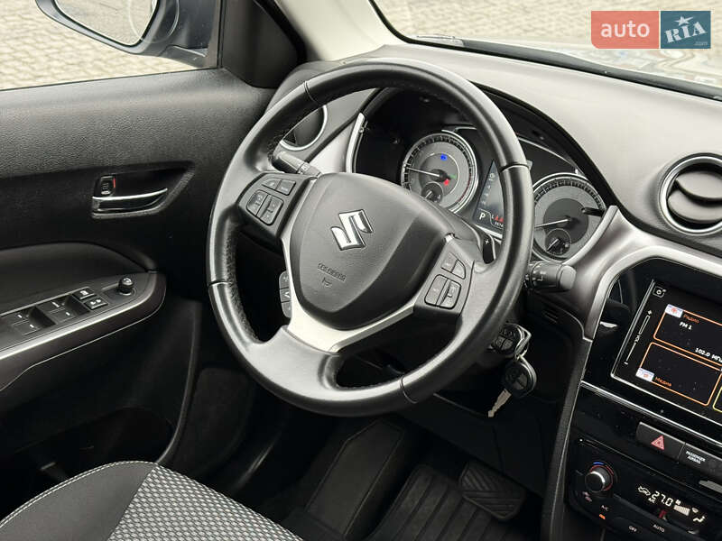 Внедорожник / Кроссовер Suzuki Vitara 2021 в Днепре