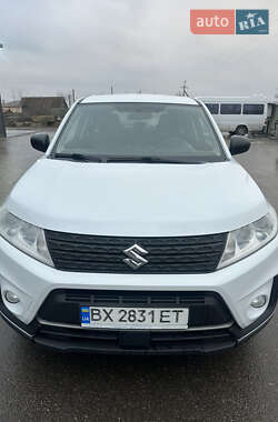 Внедорожник / Кроссовер Suzuki Vitara 2019 в Новой Водолаге