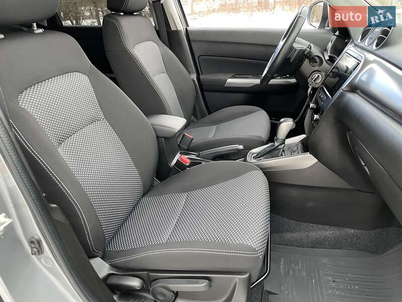 Внедорожник / Кроссовер Suzuki Vitara 2022 в Бердичеве фото 35 Внедорожник / Кроссовер Suzuki Vitara 2022 в Бердичеве