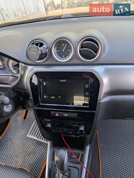 Внедорожник / Кроссовер Suzuki Vitara 2019 в Киеве