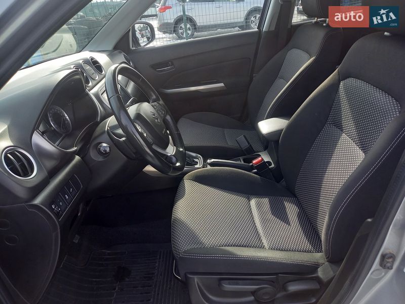 Внедорожник / Кроссовер Suzuki Vitara 2022 в Киеве