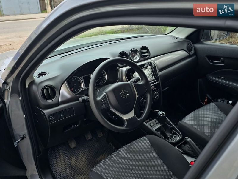 Позашляховик / Кросовер Suzuki Vitara 2024 в Дніпрі