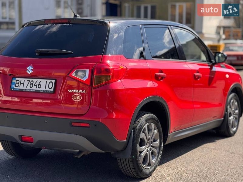 Внедорожник / Кроссовер Suzuki Vitara 2017 в Одессе