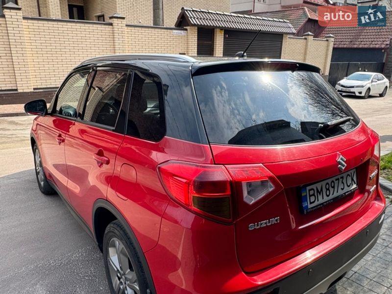 Внедорожник / Кроссовер Suzuki Vitara 2017 в Киеве