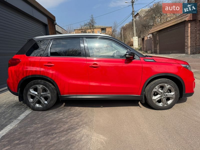 Внедорожник / Кроссовер Suzuki Vitara 2017 в Киеве