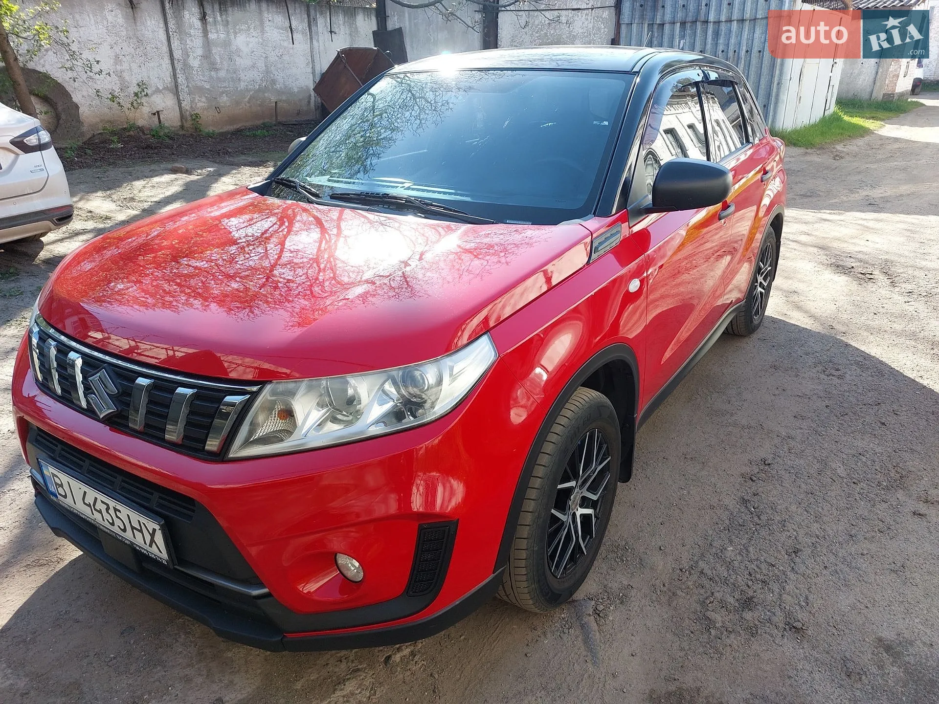 2019 Suzuki Vitara - фото 1