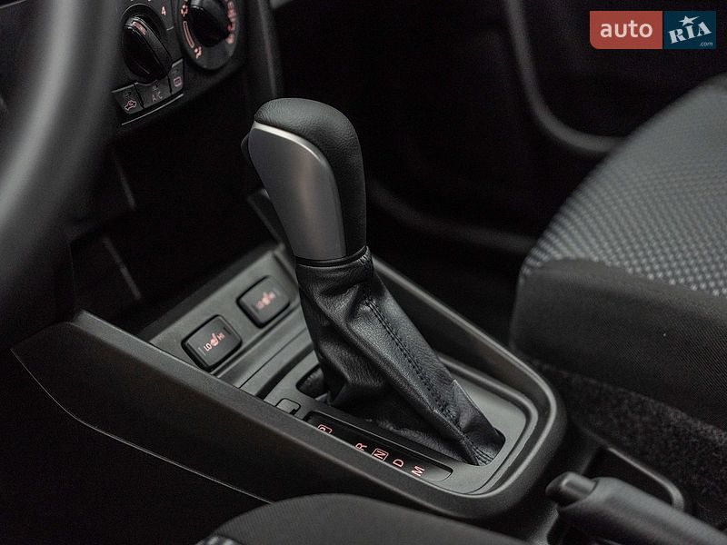Внедорожник / Кроссовер Suzuki Vitara 2023 в Киеве