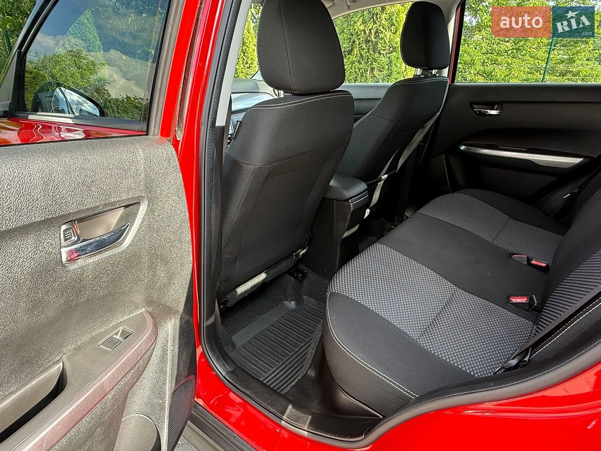 2019 Suzuki Vitara - мініатюра 32