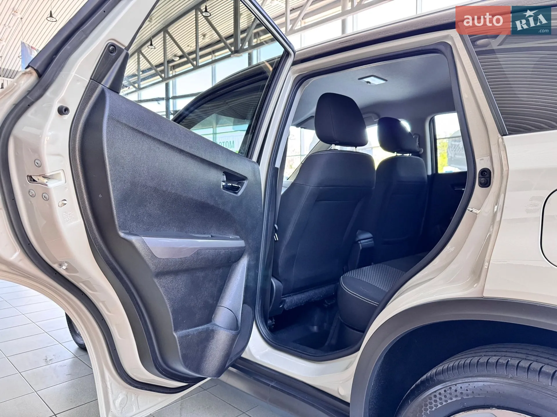 2020 Suzuki Vitara - мініатюра 25