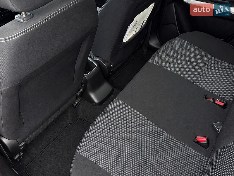 Внедорожник / Кроссовер Suzuki Vitara 2016 в Львове