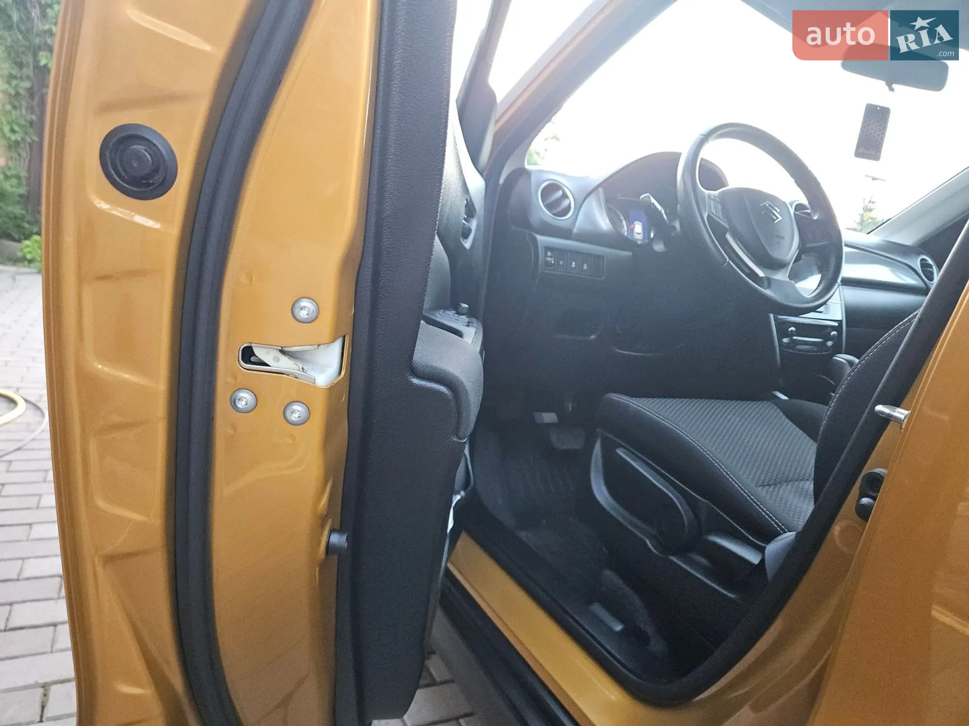 2019 Suzuki Vitara - мініатюра 16