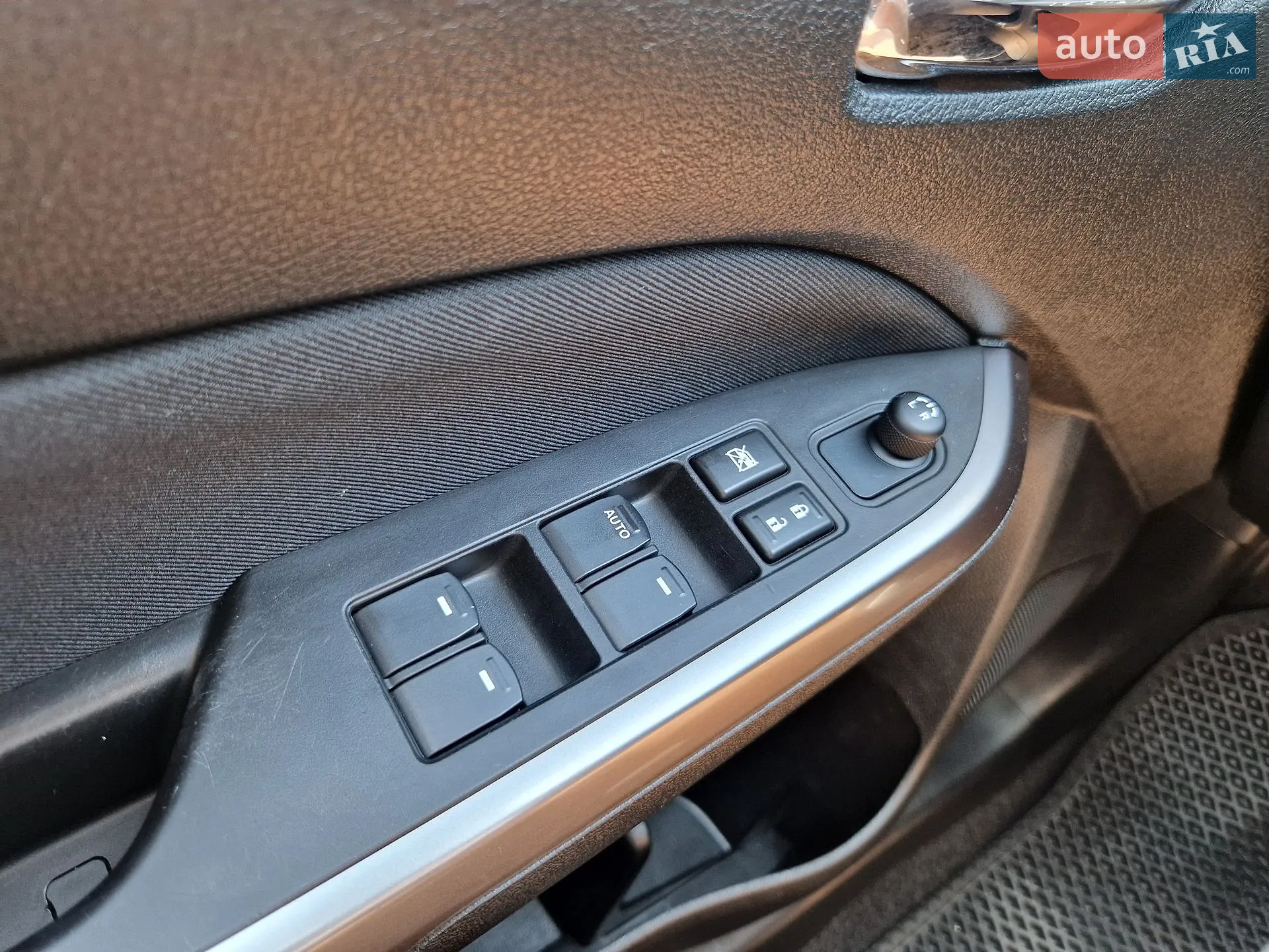 2020 Suzuki Vitara - мініатюра 19