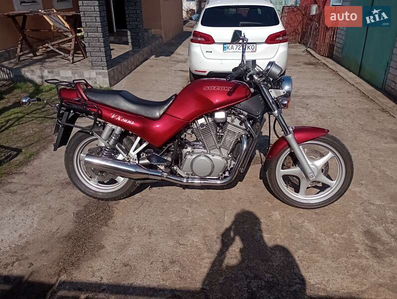 Мотоцикл Классик Suzuki VX 800 1994 в Ирклиеве