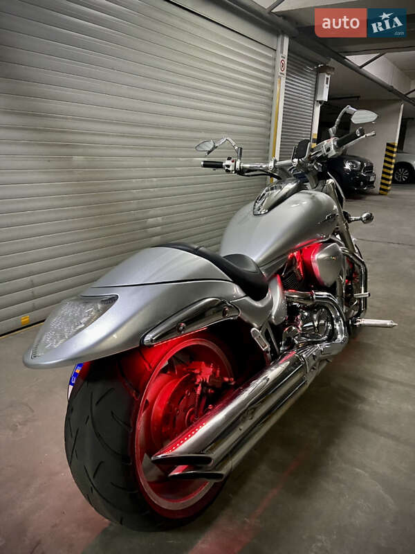 Мотоцикл Круизер Suzuki VZR 1800 2011 в Киеве
