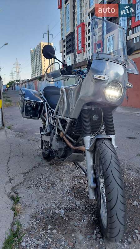 Мотоцикл Кастом Suzuki XF 650 Freewind 2001 в 