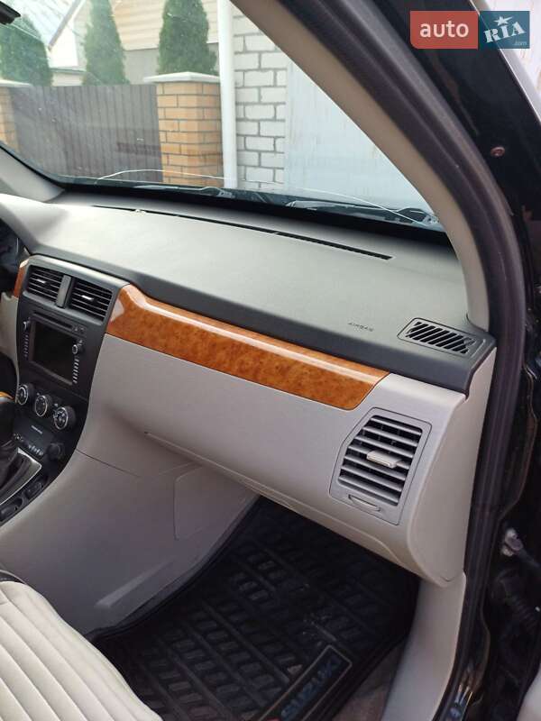 Внедорожник / Кроссовер Suzuki XL7 2007 в Кременчуге фото 10 Внедорожник / Кроссовер Suzuki XL7 2007 в Кременчуге