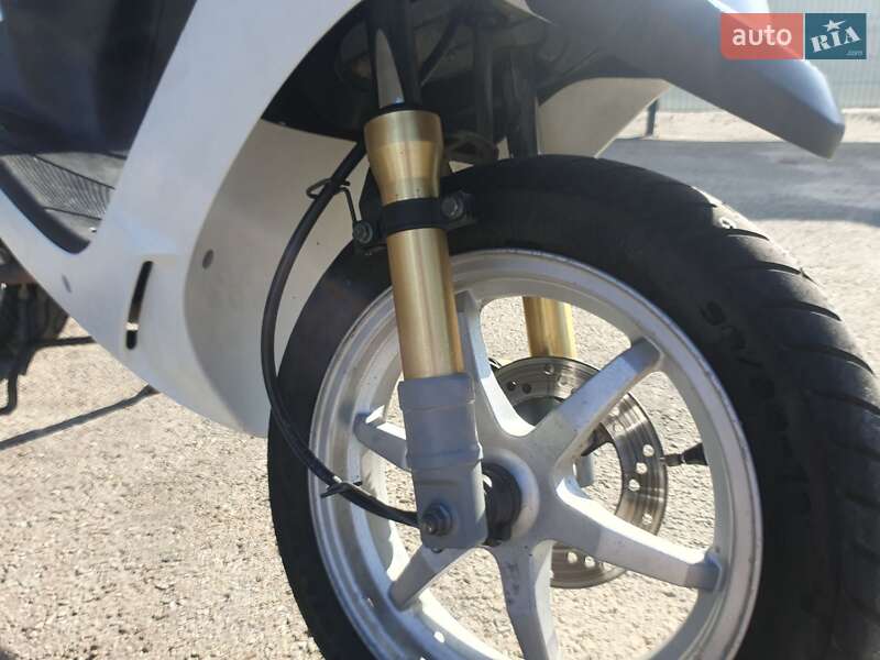 Грузовые мотороллеры, мотоциклы, скутеры, мопеды Suzuki ZZ 50 2016 в Тысменице фото 8 Грузовые мотороллеры, мотоциклы, скутеры, мопеды Suzuki ZZ 50 2016 в Тысменице