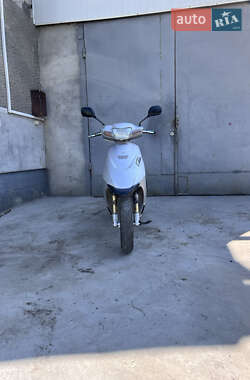 Скутер Suzuki ZZ 50 2004 в Рогатине