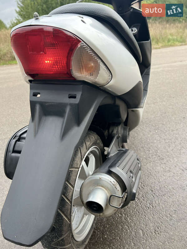 Скутер Suzuki ZZ 50 2014 в Новых Петровцах