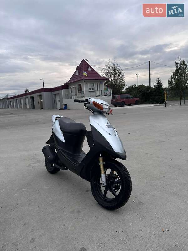 Suzuki ZZ 50 2004 Suzuki ZZ 50 2004