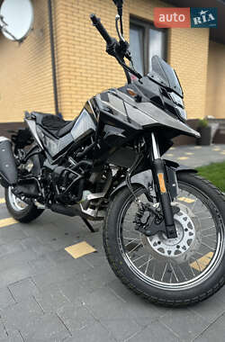 Мотоцикл Классик Sym NHT 300 2025 в 